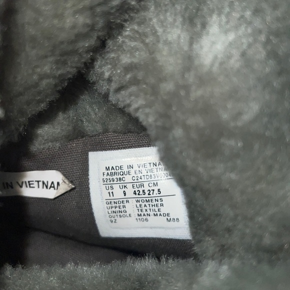 PO: Men converse - Picture 6 of 6